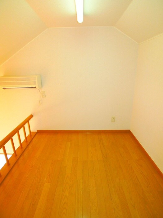 物件内観写真8　(ロフト)