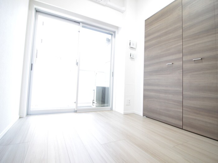 物件内観写真11　(居室)