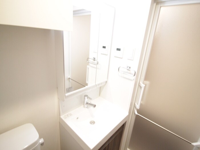 物件内観写真17　(洗面)