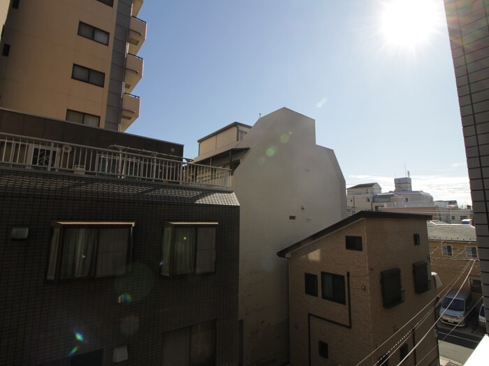 物件内観写真22　(室内からの展望)