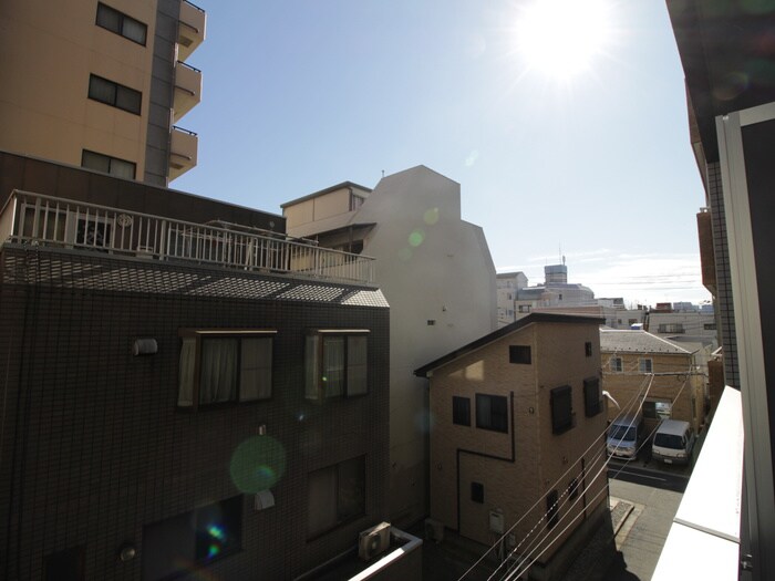 物件内観写真22　(室内からの展望)