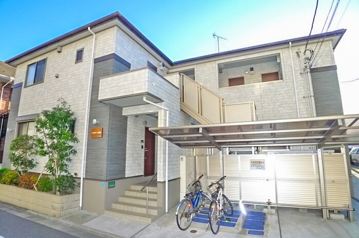 物件外観写真4　(エントランス部分)