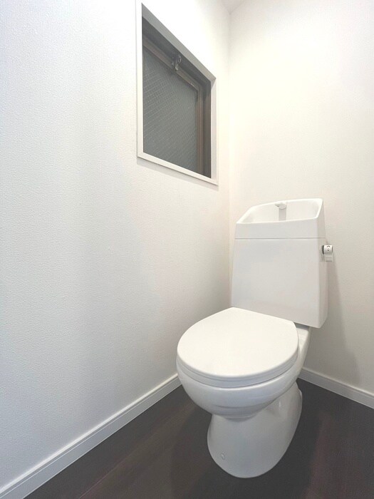 物件内観写真11　(トイレ)