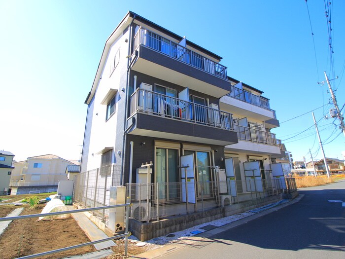 物件外観写真1　(外観写真)