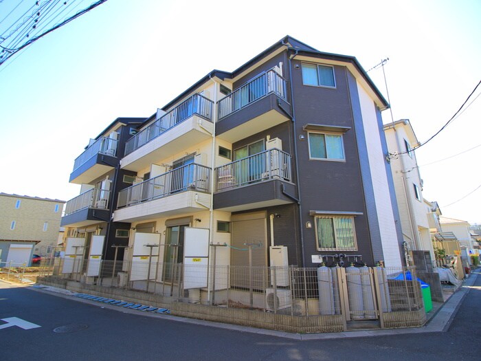 物件外観写真2　(外観写真)