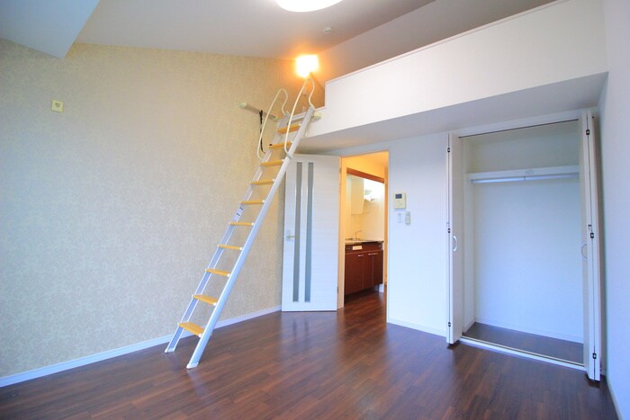 物件内観写真8　(居室)