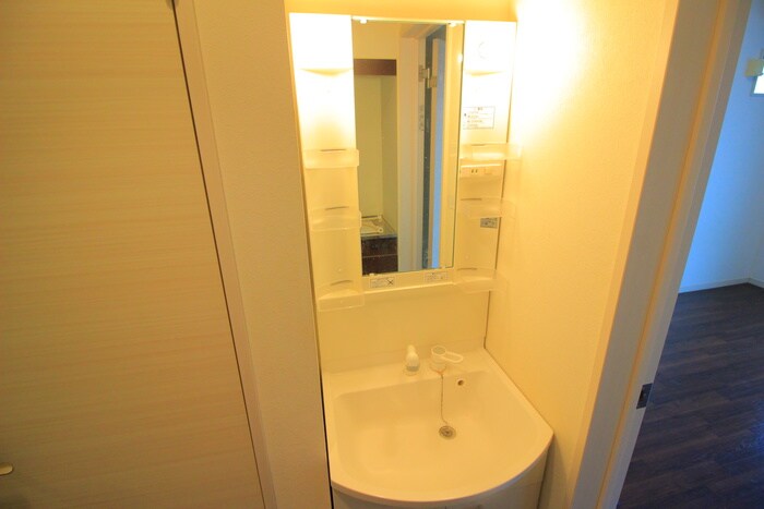 物件内観写真12　(洗面)