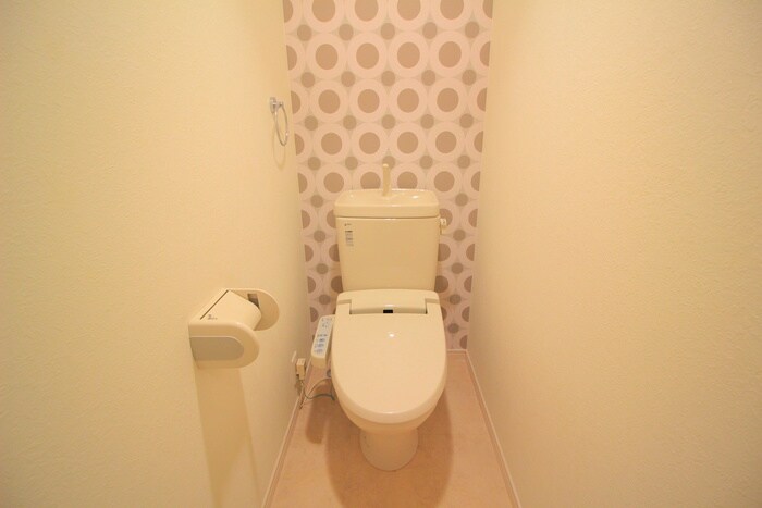 物件内観写真14　(トイレ)