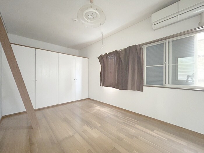 物件内観写真8　(居室)