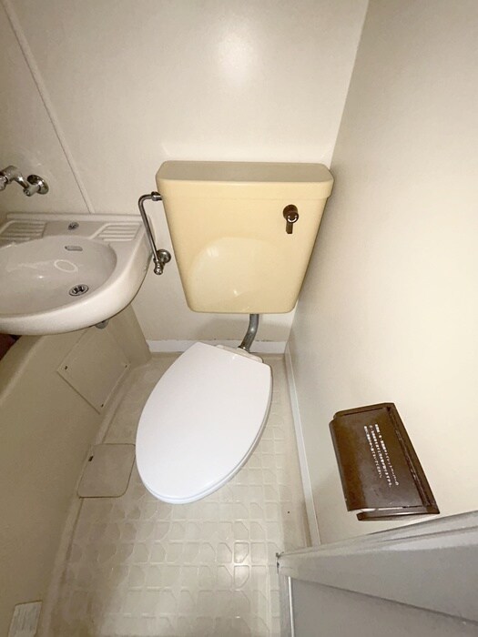 物件内観写真12　(トイレ)