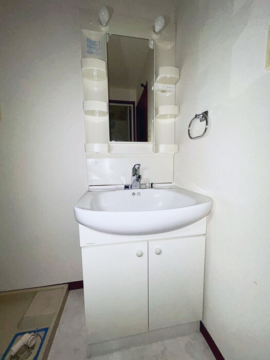 物件内観写真11　(洗面)