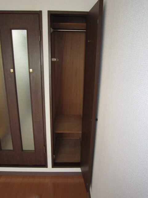 物件内観写真11　(収納)