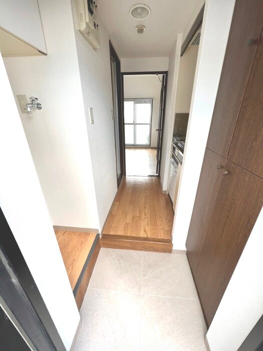 物件内観写真15　(玄関)