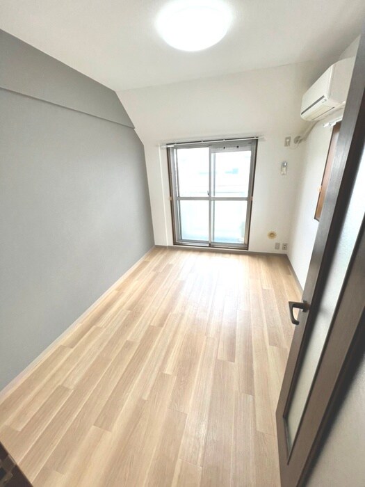 物件内観写真19　(居室)