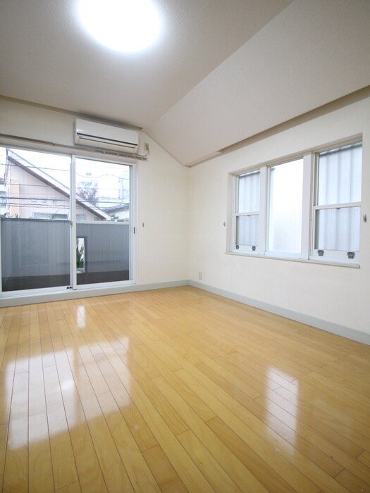 物件内観写真5　(居室)