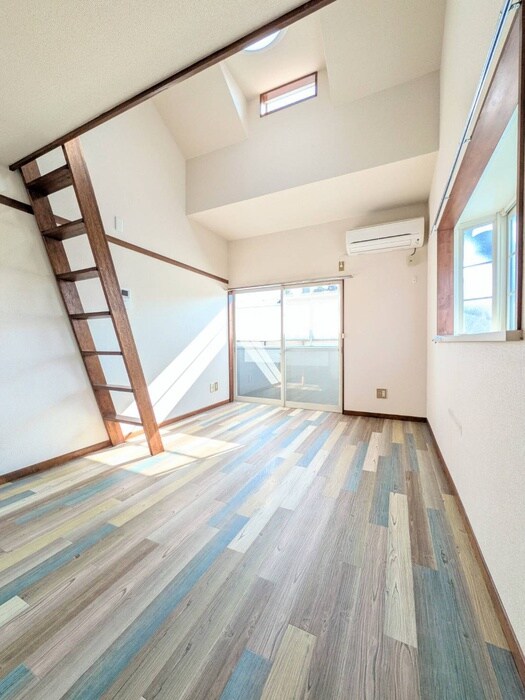 物件内観写真7　(居室)