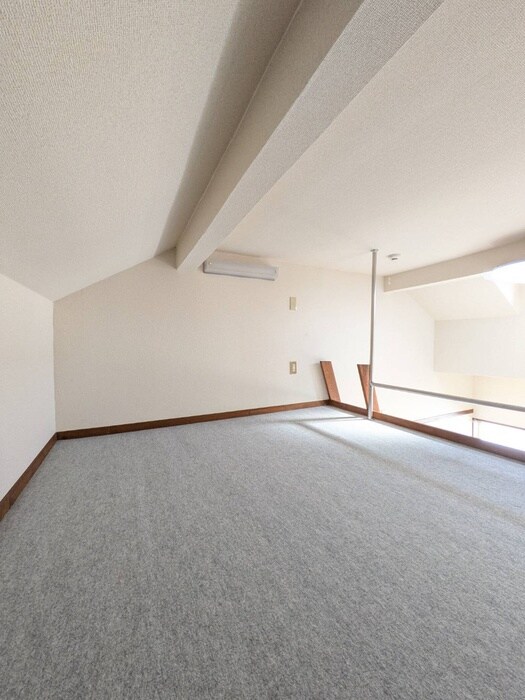 物件内観写真11　(ロフト)