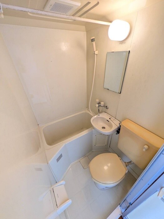 物件内観写真12　(トイレ)