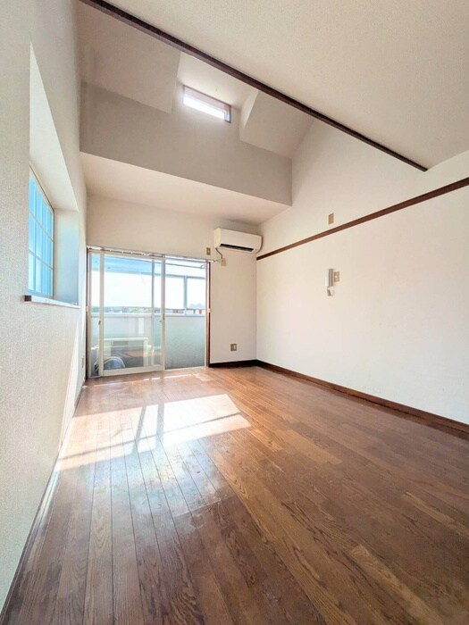 物件内観写真22　(居室)