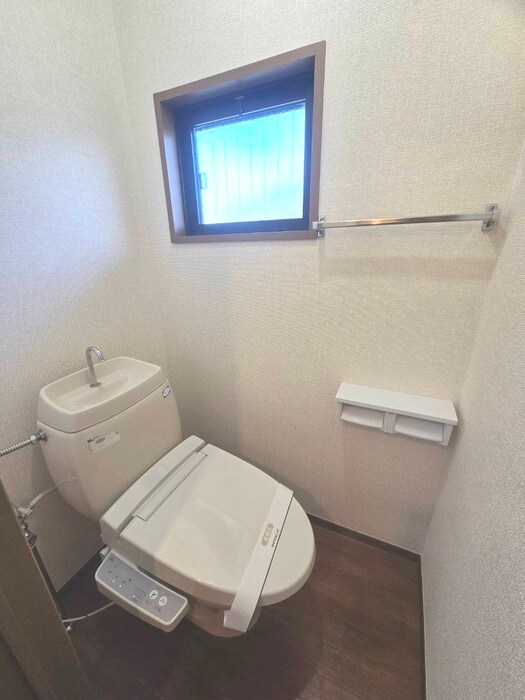 物件内観写真9　(トイレ)