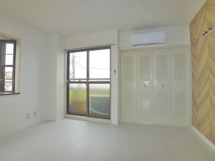 物件内観写真6　(居室)