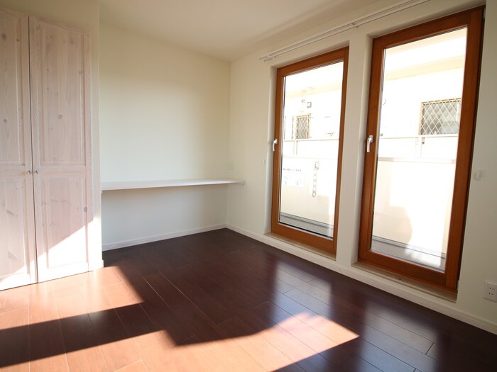 物件内観写真9　(居室)