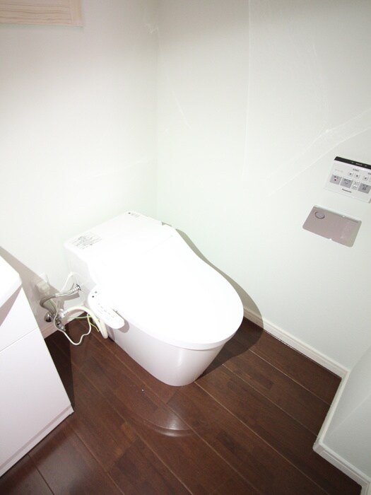 物件内観写真14　(トイレ)