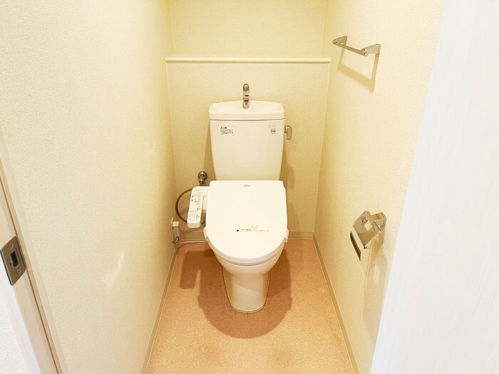 物件内観写真9　(トイレ)