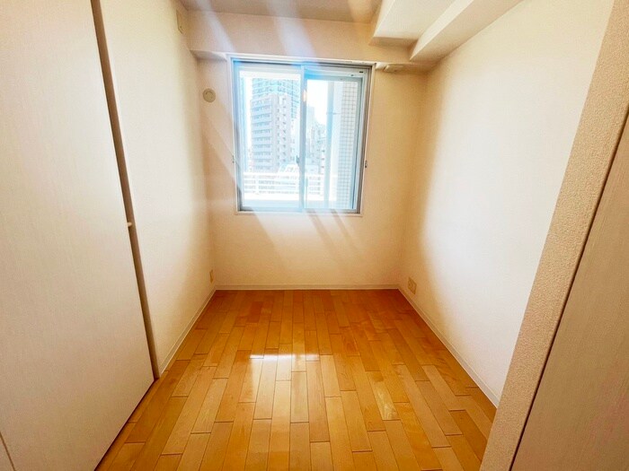 物件内観写真21　(居室)