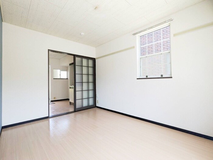 物件内観写真9　(居室)
