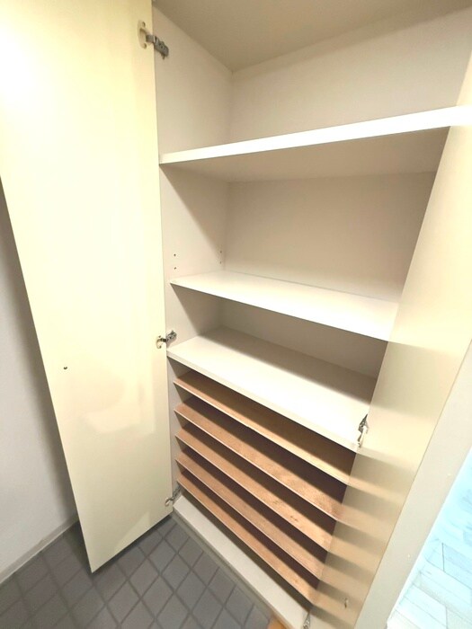 物件内観写真21　(靴箱)