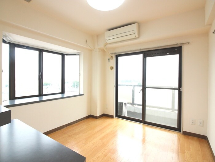 物件内観写真6　(居室)