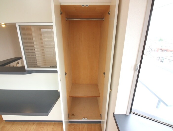 物件内観写真8　(収納)