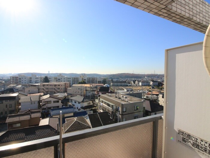 物件内観写真20　(室内からの展望)