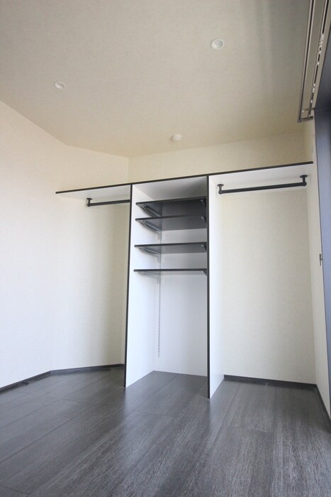 物件内観写真10　(収納)