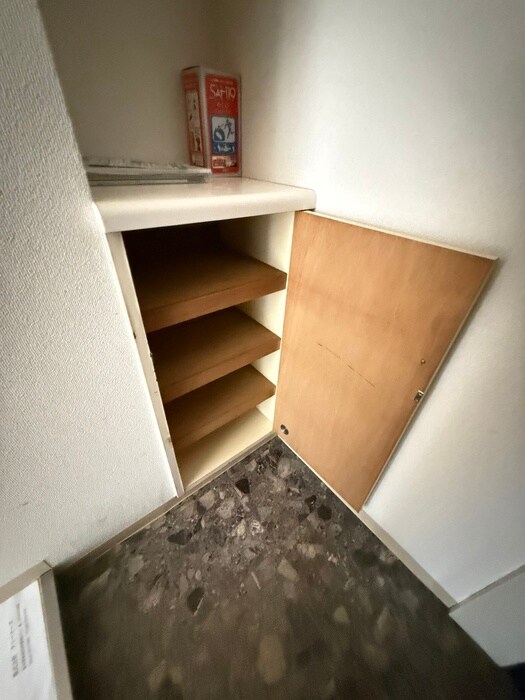 物件内観写真17　(靴箱)