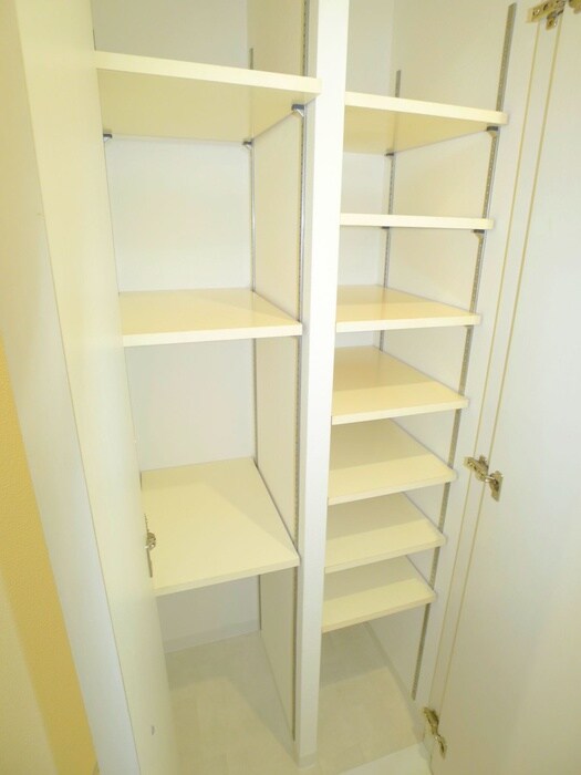 物件内観写真12　(靴箱)