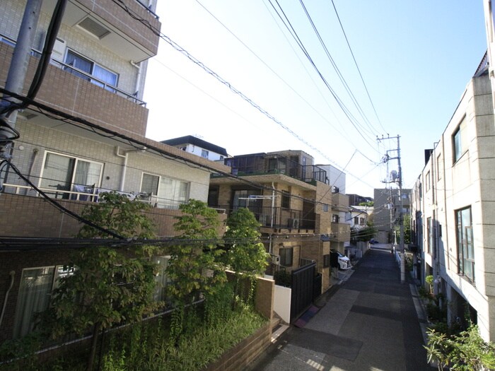 物件内観写真22　(室内からの展望)