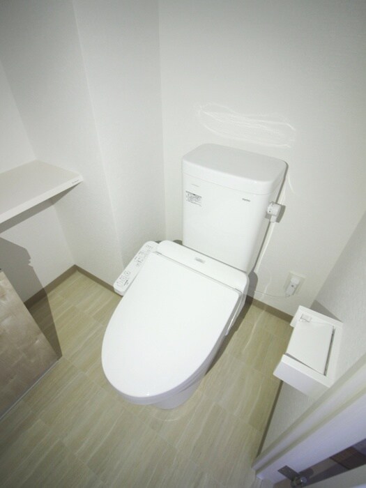 物件内観写真10　(トイレ)