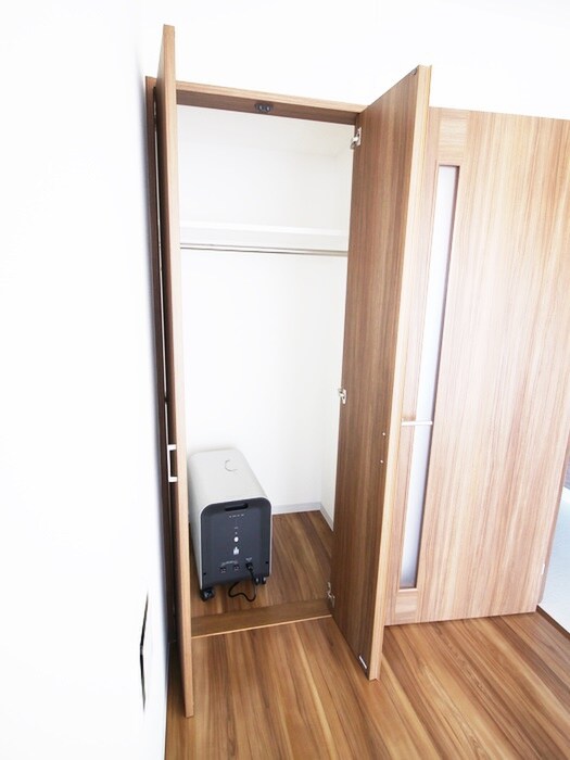 物件内観写真12　(収納)