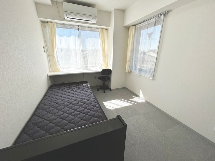 物件内観写真14　(居室)