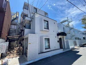 クアルト目白外観写真