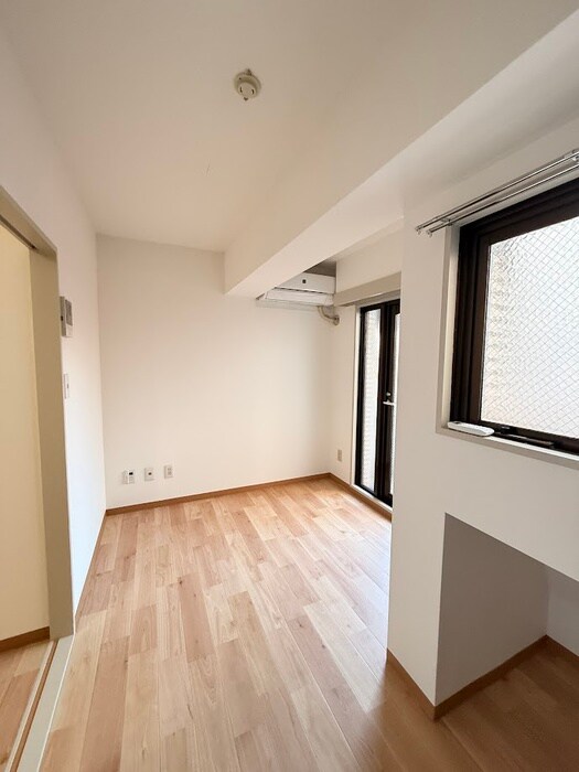 物件内観写真11　(居室)