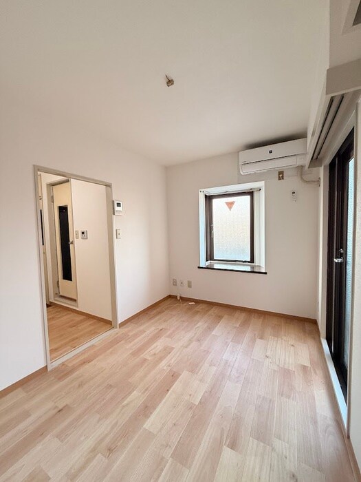 物件内観写真12　(居室)