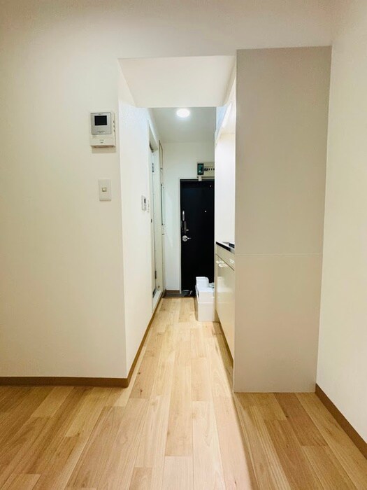 物件内観写真15　(廊下)