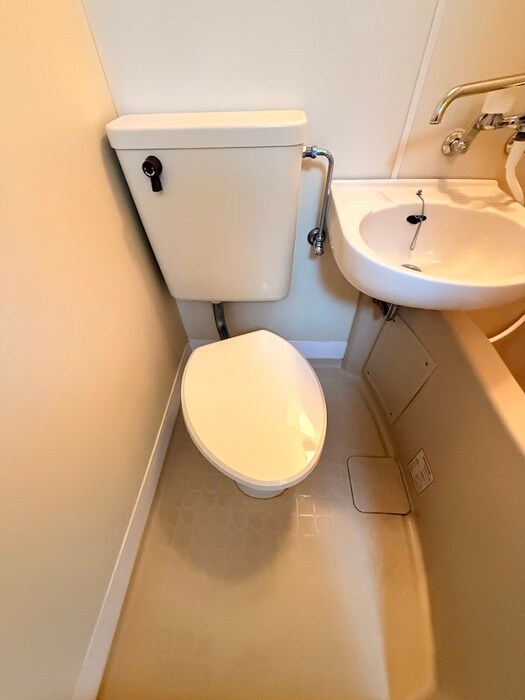 物件内観写真15　(トイレ)