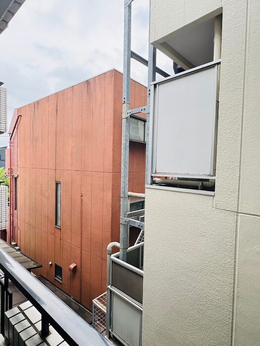 物件内観写真22　(室内からの展望)