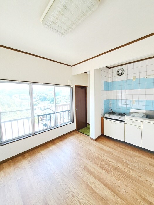 物件内観写真4　(居室)