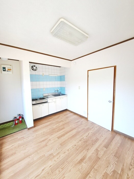 物件内観写真7　(居室)