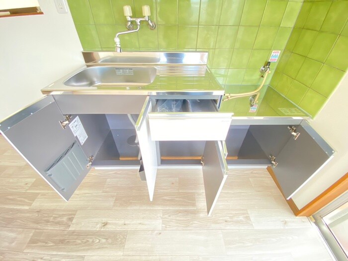 物件内観写真13　(収納)